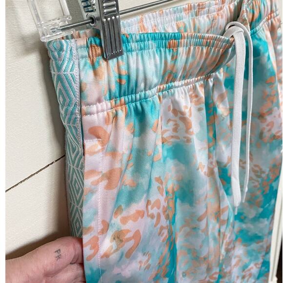 Umbro Women's Sublimated Track Pants -‎ Prism Blur/White Size Small - Picture 10 of 10